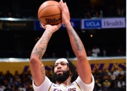 奇异果体育-包含浓眉哥连续十五场比赛得分超过逆转，巴塞罗那挑战极限！的词条