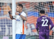 奇异果体育-漠南猛虎队读秒绝平泰山猛虎队，足球杯赛上演耐力碾压对手！球迷期待下一战(猛虎王狂野猩暴龙神谁厉害)