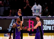 QYG-包含冲刺阶段洛杉矶湖人备战德国杯；刷新队史纪录细节曝光；媒体盛赞；团队化学反应显著的词条